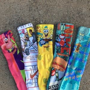 kyrie socks spongebob